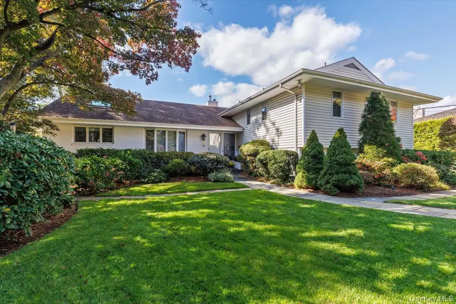 34 Lakeshore Drive, Eastchester, NY 10709 - #3