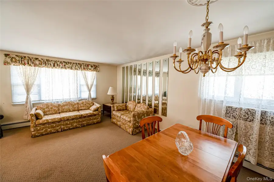 2672 Martin Avenue, Bellmore, NY 11710 - Image #3