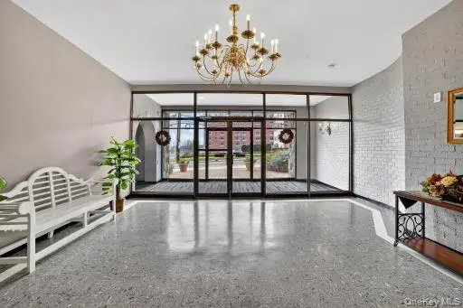 25 Lake Street #6K, White Plains, NY 10603 - Image #3