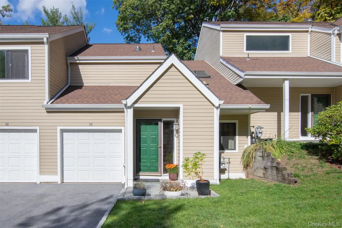 32 Westwood Close, Irvington, NY 10533 - Image #1