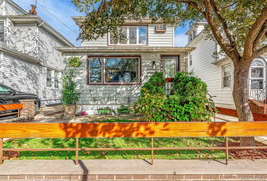 70-15 Nansen Street, Forest Hills, NY 11375 - Image #2