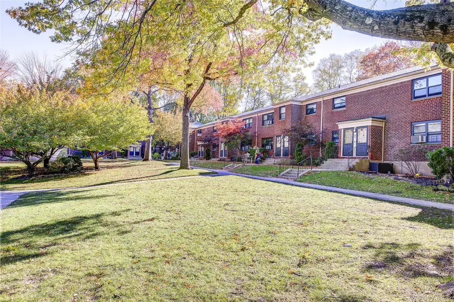 219-28 75 Avenue #247B1, Oakland Gardens, NY 11364 - #2