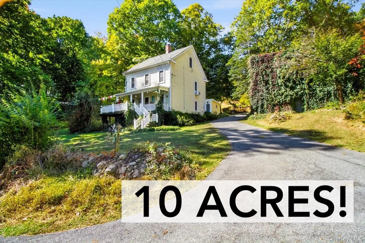 310 Oak Lane, Newburgh, NY 12550 - Image #1