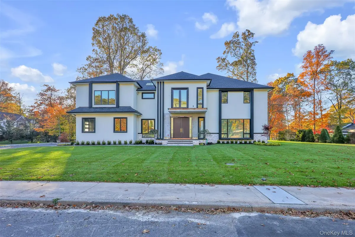 17 Wallenberg Circle, Monsey, NY 10952 - Image #1