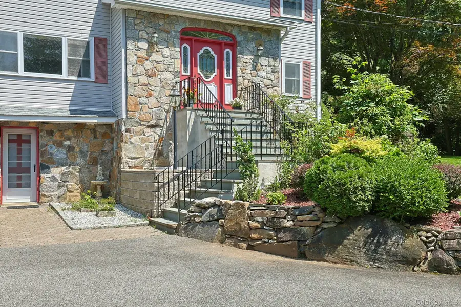 49 Nanny Hagen Road, Thornwood, NY 10594 - Image #3