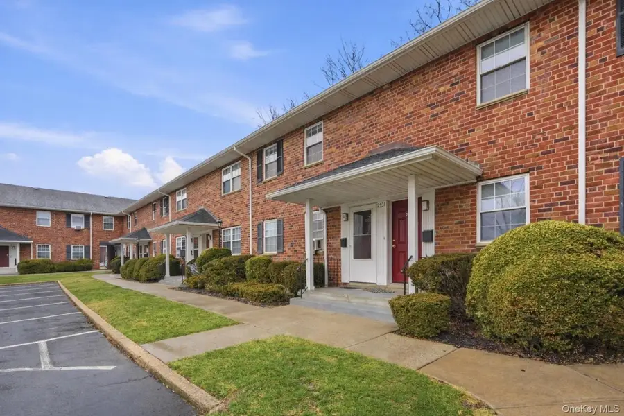 2531 Jerusalem Avenue #2G, North Bellmore, NY 11710 - #2