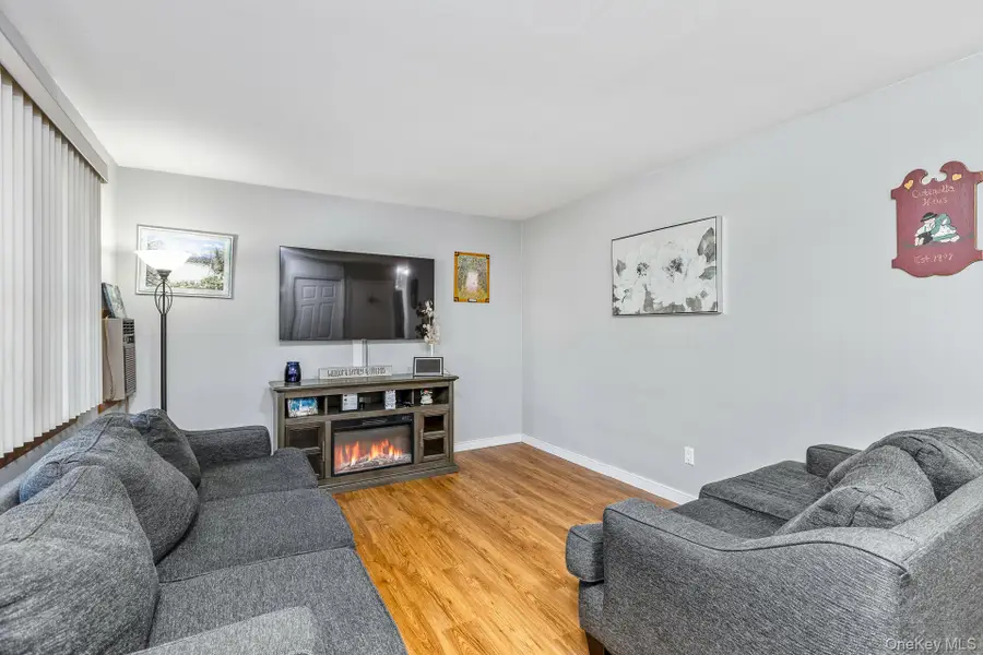 6 Talbot Lane, Selden, NY 11784 - Image #2