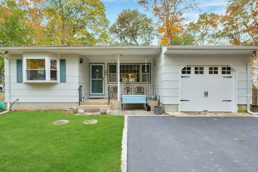 210 3rd Street, Laurel, NY 11948 - Image #3