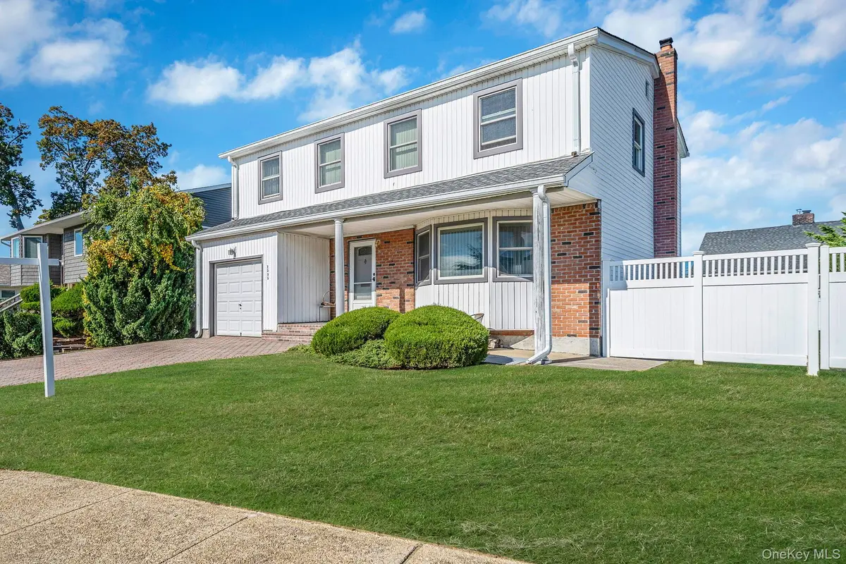 2595 Castle Court, North Bellmore, NY 11710 - Image #1
