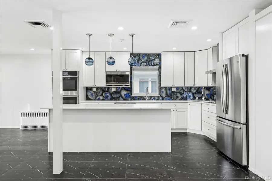 740 Eagle Drive, Valley Stream, NY 11581 - Image #3