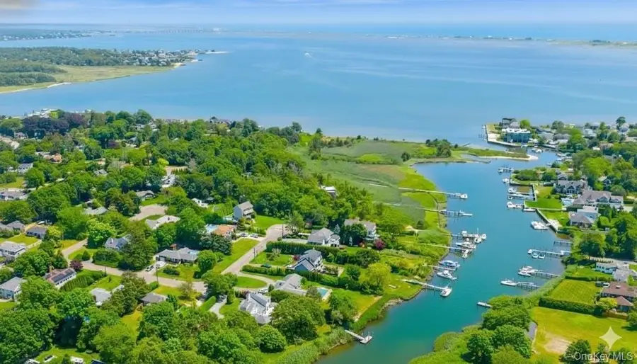 16 Walker Court, East Quogue, NY 11942 - Image #2