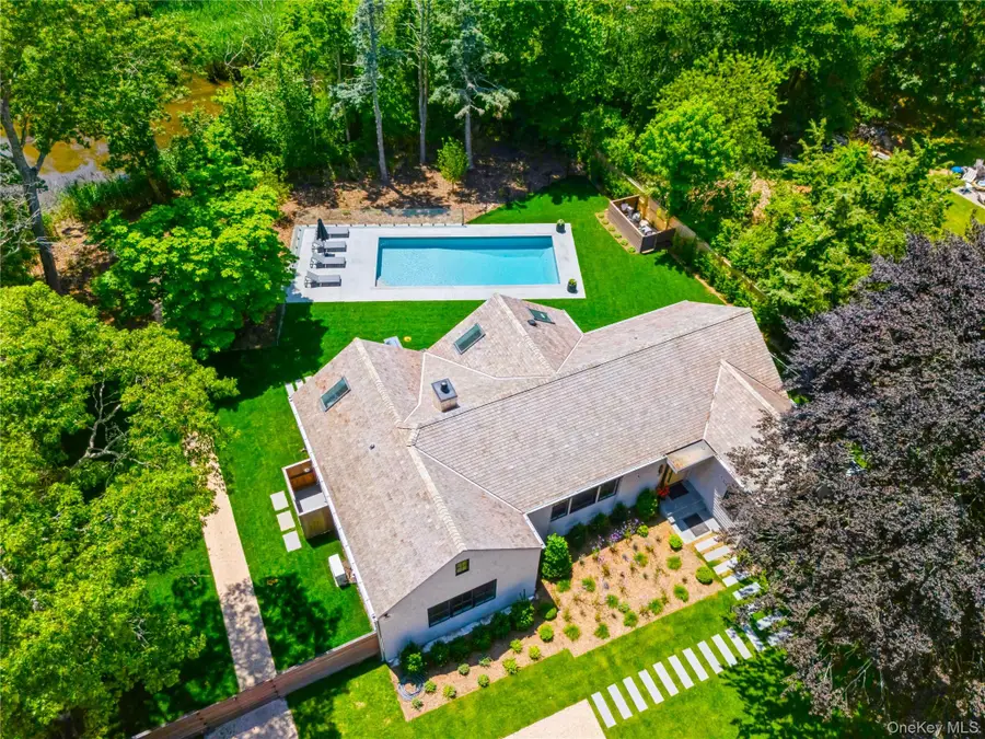 16 Walker Court, East Quogue, NY 11942 - Image #3