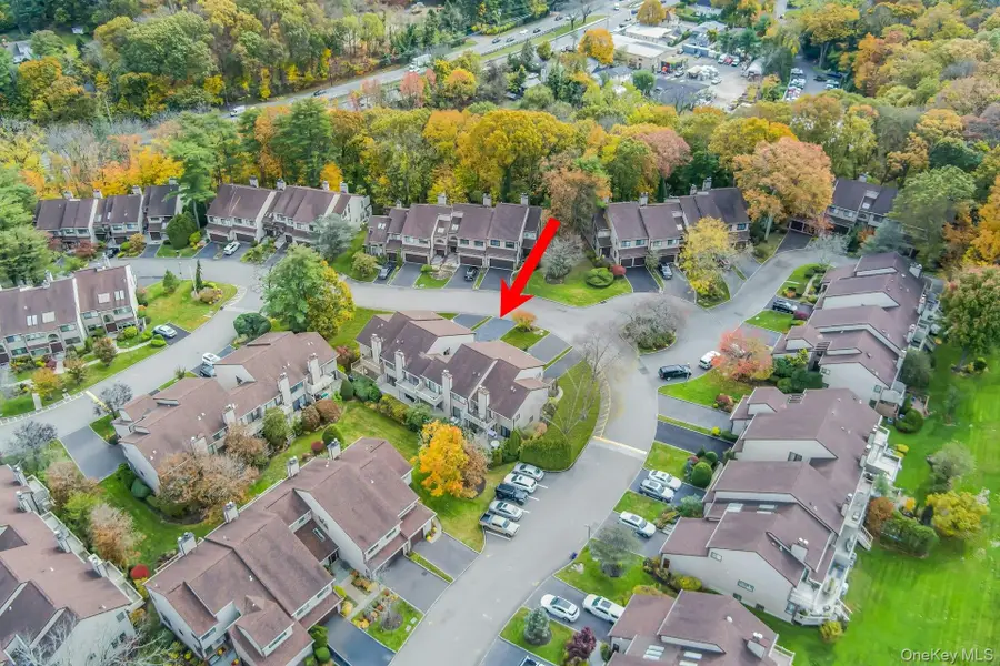 31 The Glen #31, Glen Head, NY 11545 - #2