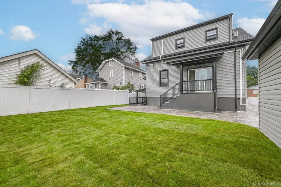 108 Bismark Avenue, Valley Stream, NY 11581 - Image #2