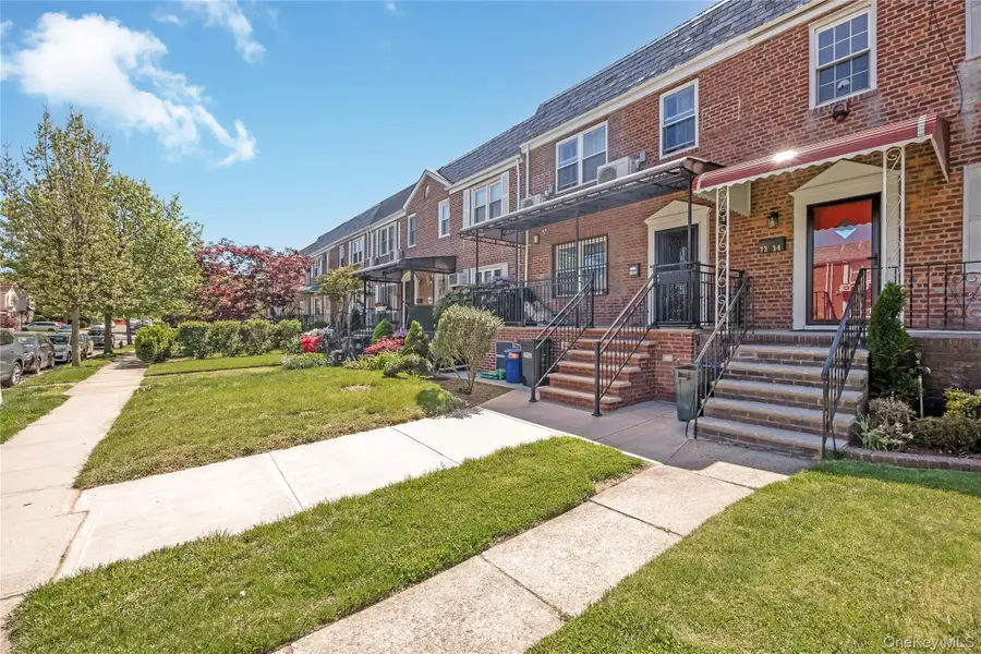 7334 174th Street, Fresh Meadows, NY 11366 - #2