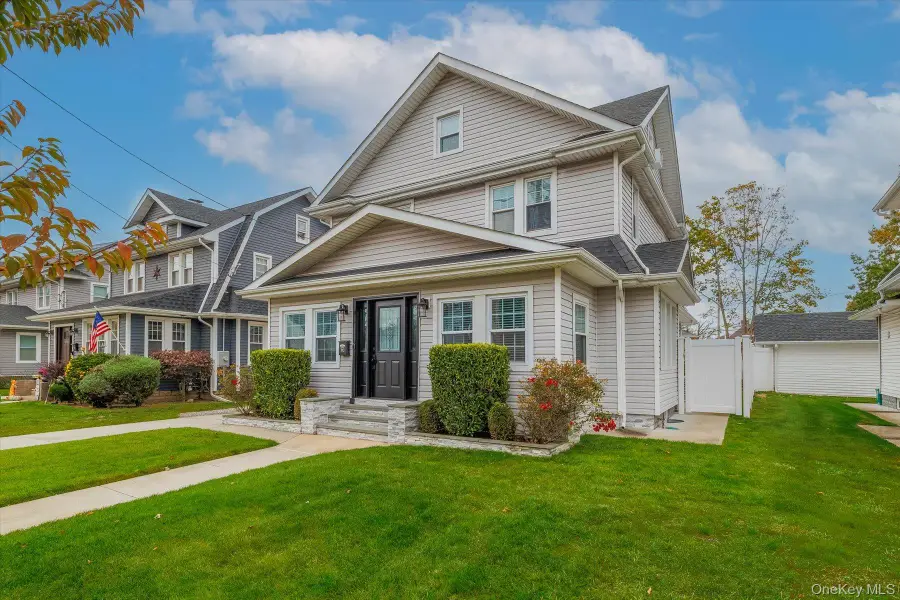 70 Denton Avenue, Lynbrook, NY 11563 - #3