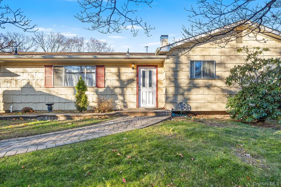 351 Atlantic Street, Central Islip, NY 11722 - Image #2