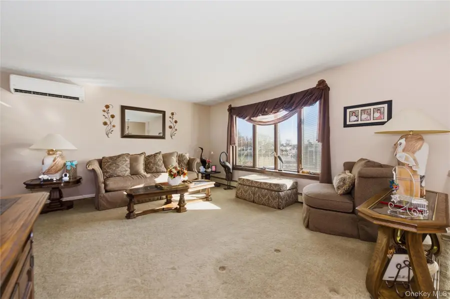 613 Smith Place, Oceanside, NY 11572 - Image #3