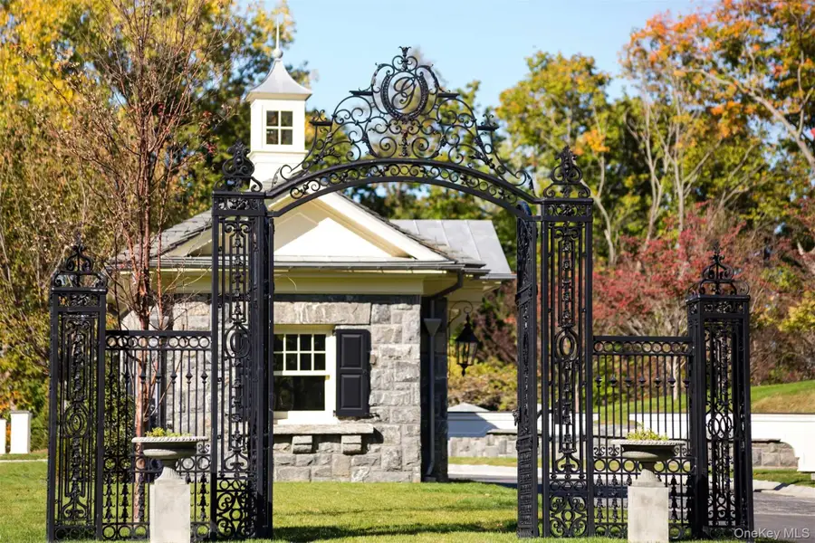 25 Carriage Trail, Tarrytown, NY 10591 - Image #3