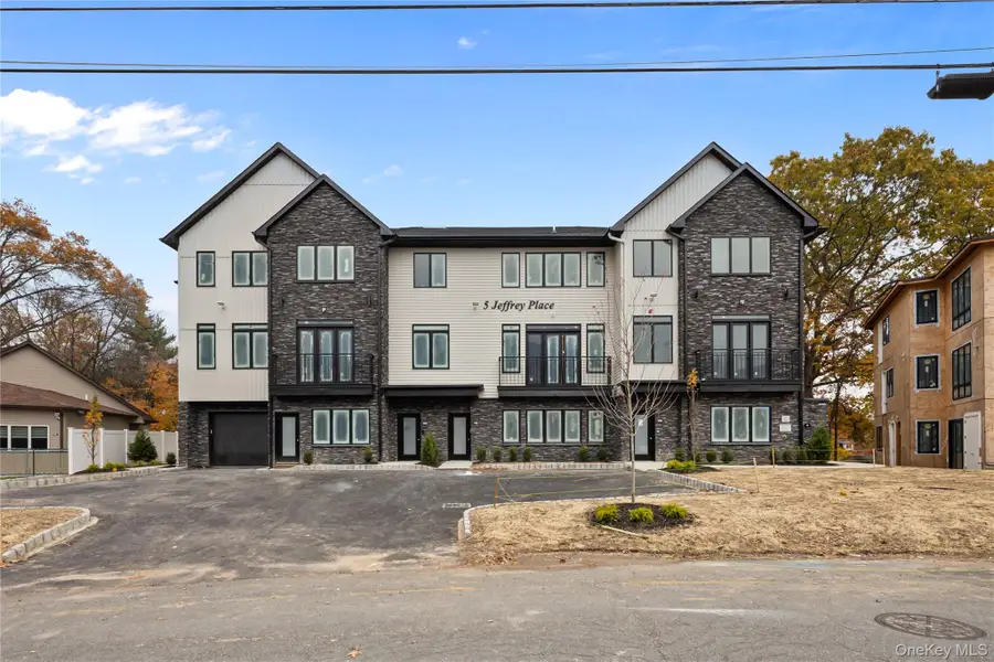 5 Jeffrey Place Unit 102, Monsey, NY 10952 - Image #2