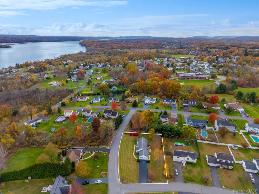 11 Carol Anns Way, Saugerties, NY 12477 - Image #2