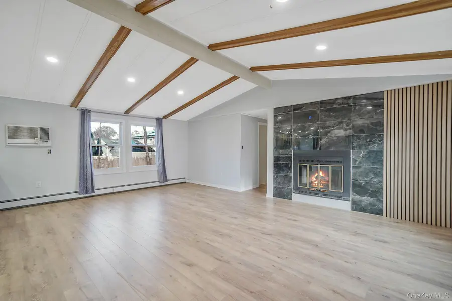 361 Erie Street, Holbrook, NY 11741 - Image #2