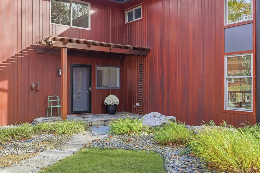 14 Valley Lane, Chappaqua, NY 10514 - Image #3