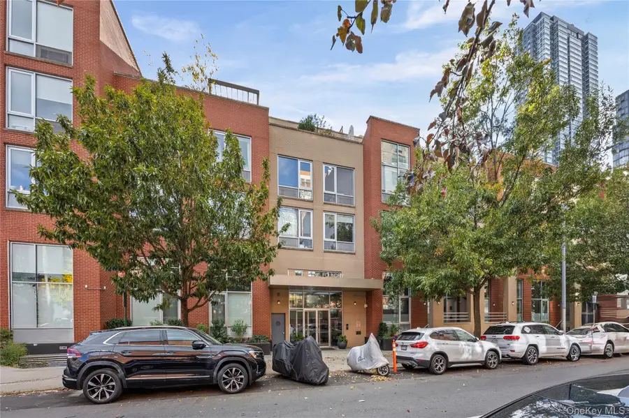 240 51 Avenue #1H, Long Island City, NY 11101 - Image #3
