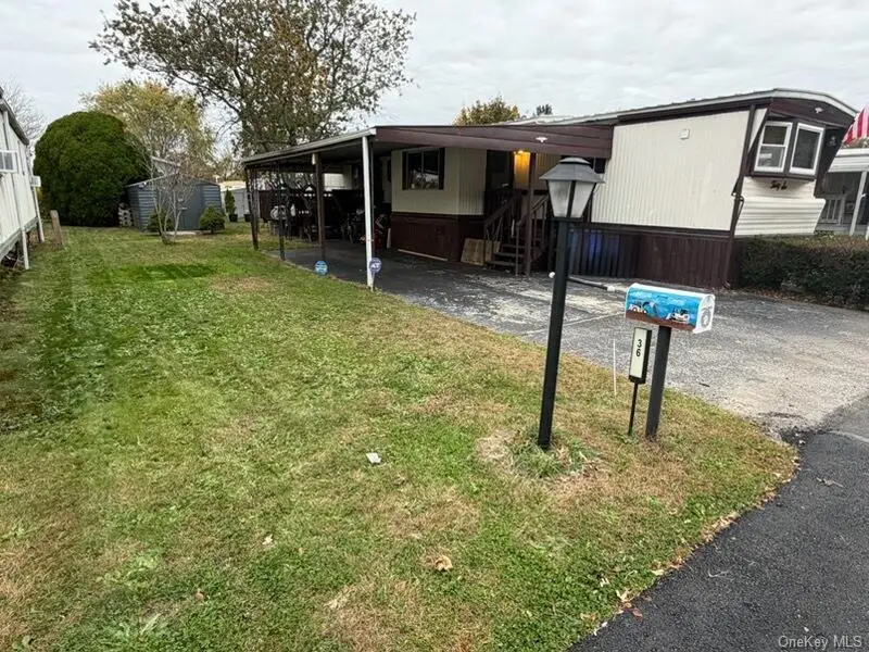 36 Betsy Ross Drive, Bohemia, NY 11716 - Image #3