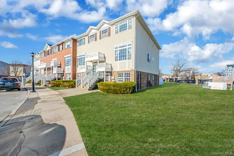 101 Surf Drive #23, Bronx, NY 10473 - Image #3