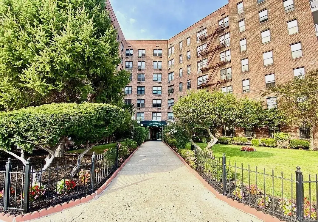 100-25 Queens Boulevard #2R, Forest Hills, NY 11375 - Image #1