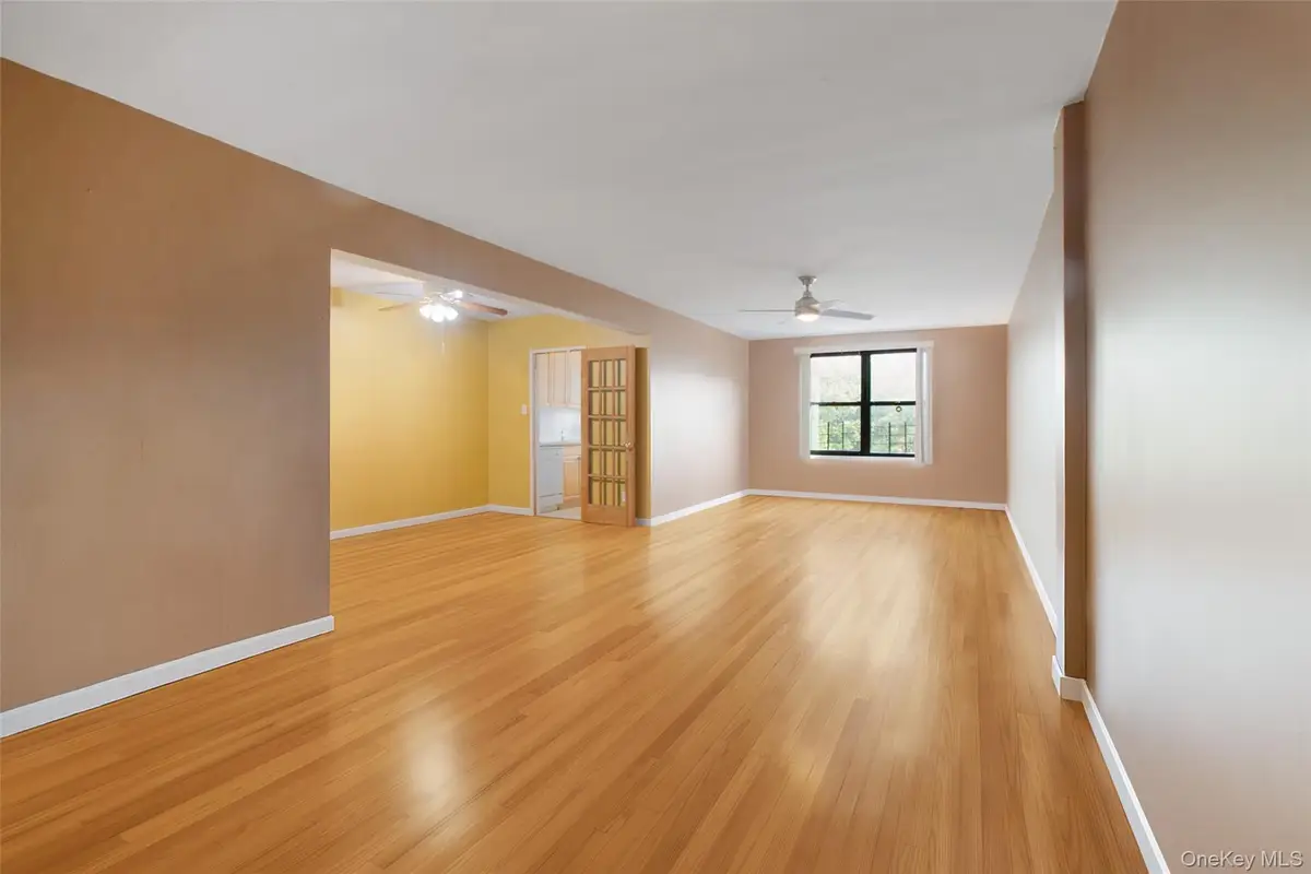 224-24 Union Turnpike #6G, Oakland Gardens, NY 11364 - Image #1