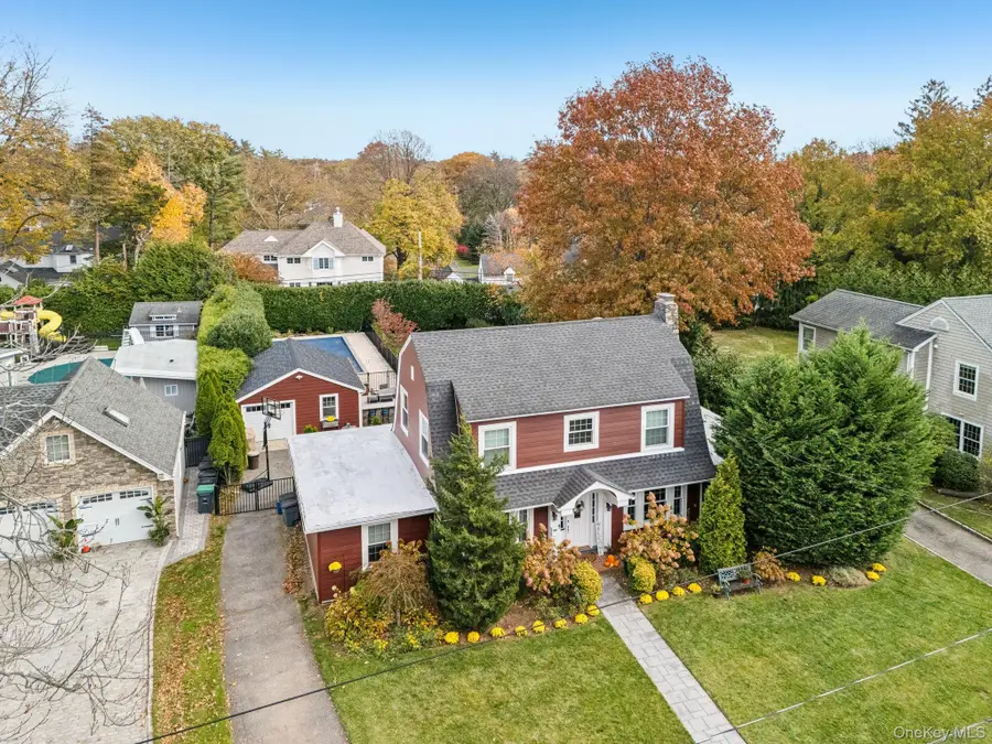 30 School Street, East Williston, NY 11596 - Image #3