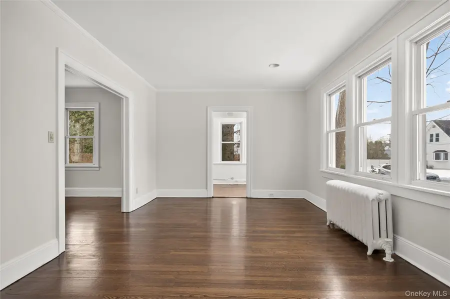 26 W 5th Street, Locust Valley, NY 11560 - #3