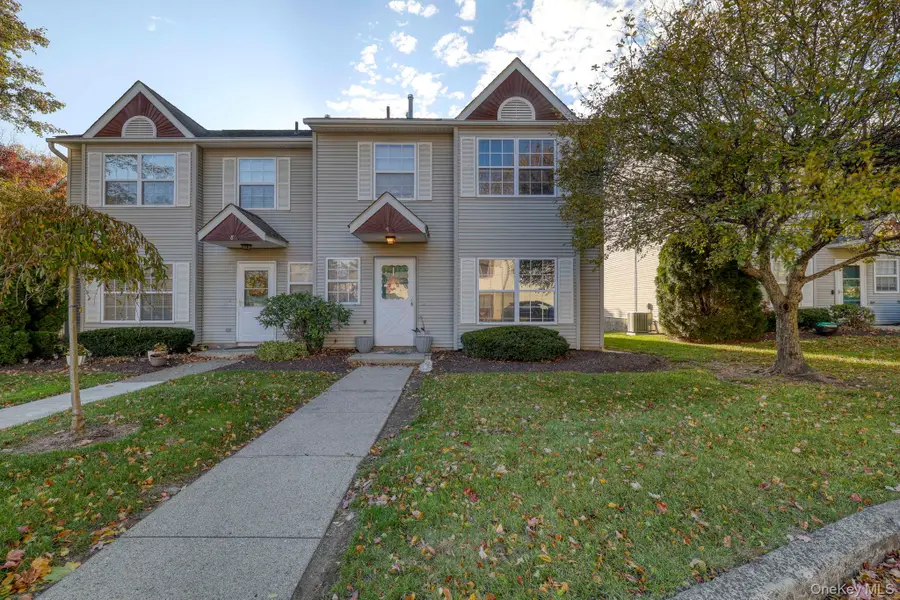 256 Quassaick Avenue #7, New Windsor, NY 12553 - Image #2