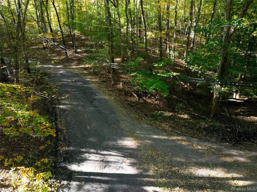 18B Valley Circle, Miller Place, NY 11764 - Image #2