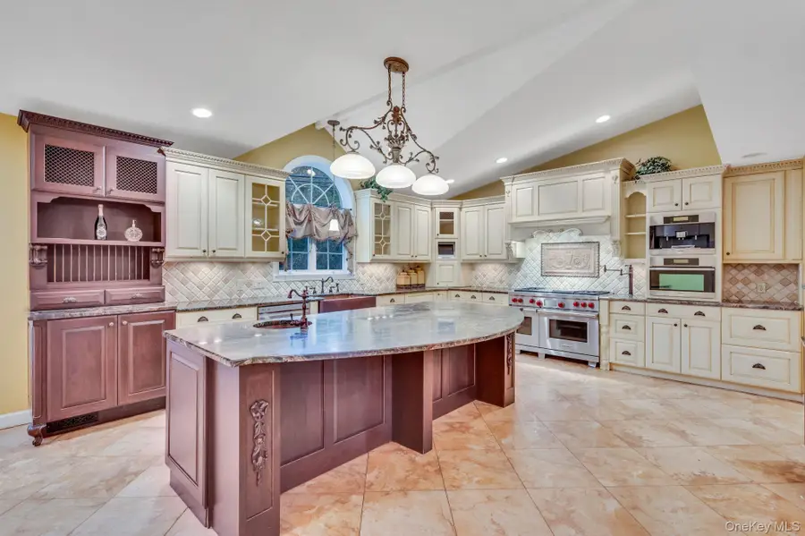 1023 Maple Lane, New Hyde Park, NY 11040 - Image #3