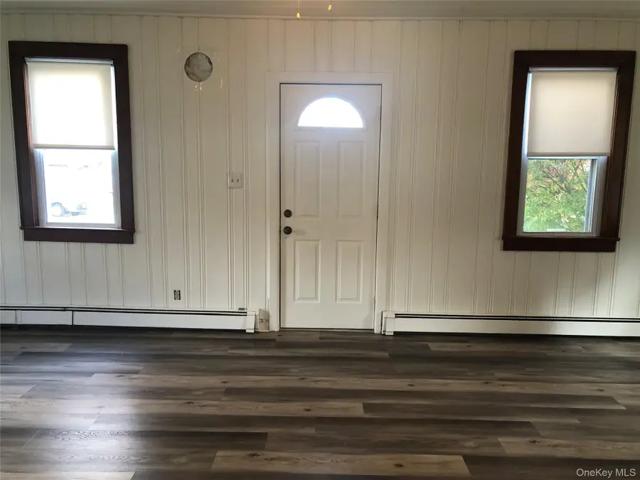 28 Woodland Drive, Kings Park, NY 11754 - Image #3