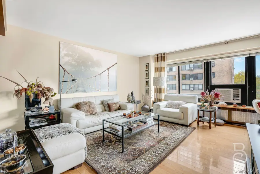 33-47 14th Street #6C, Astoria, NY 11106 - Image #2