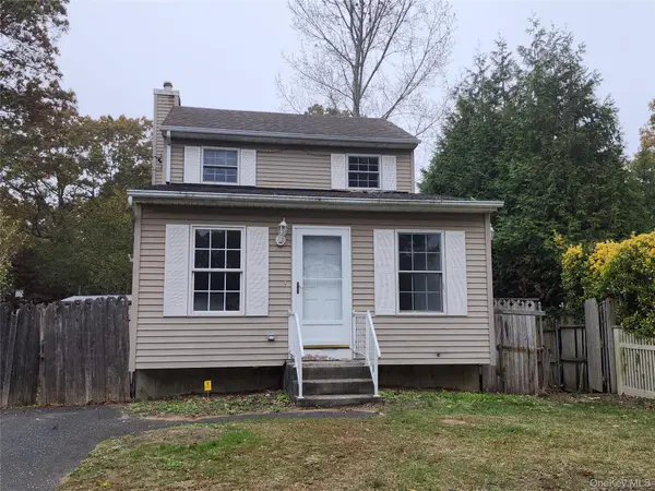 33 Wood Avenue, Mastic, NY 11950