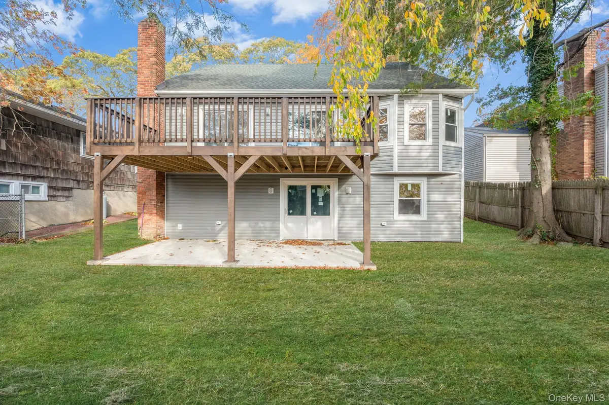 28 Sanford Street, South Huntington, NY 11746 - Image #1