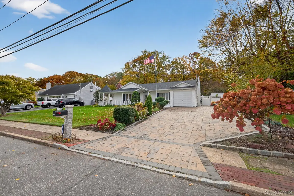 356 8th Street, Bohemia, NY 11716 - Image #1