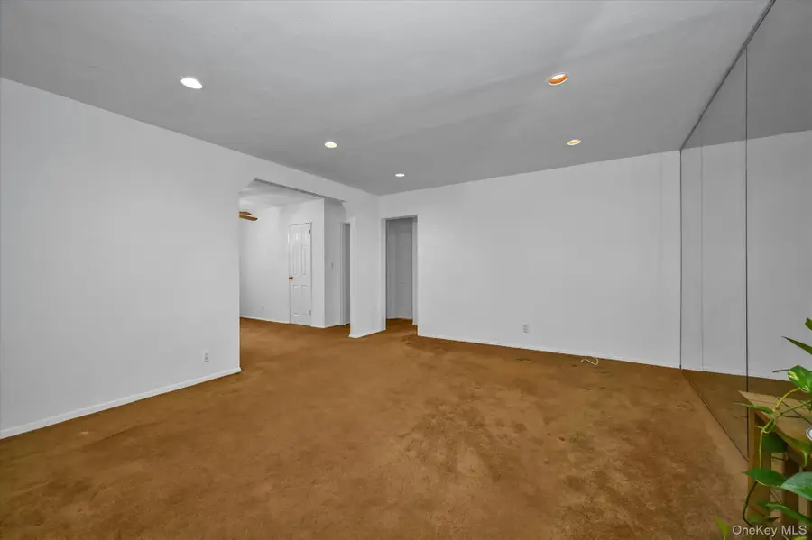 251-16 60th Avenue #5A, Little Neck, NY 11362 - Image #2