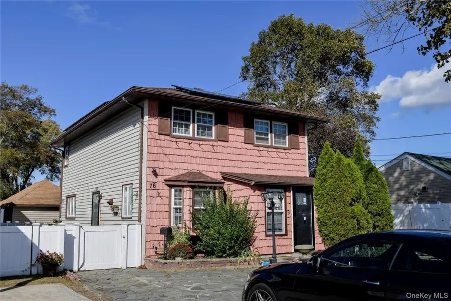 76 E Hollywood Avenue, Lindenhurst, NY 11757 - Image #2