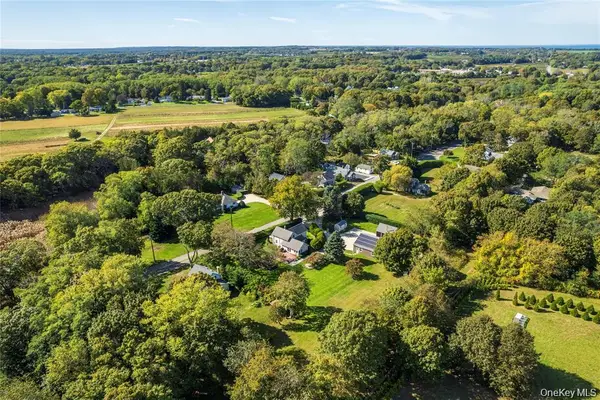 3275 Skunk Lane, Cutchogue, NY 11935