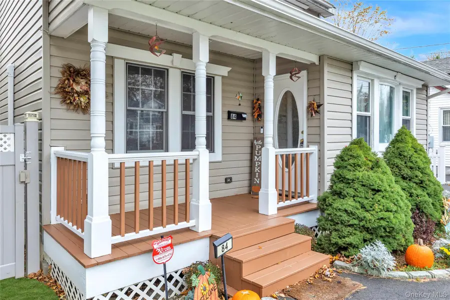 84 Cedar Street, Islip, NY 11751 - Image #2