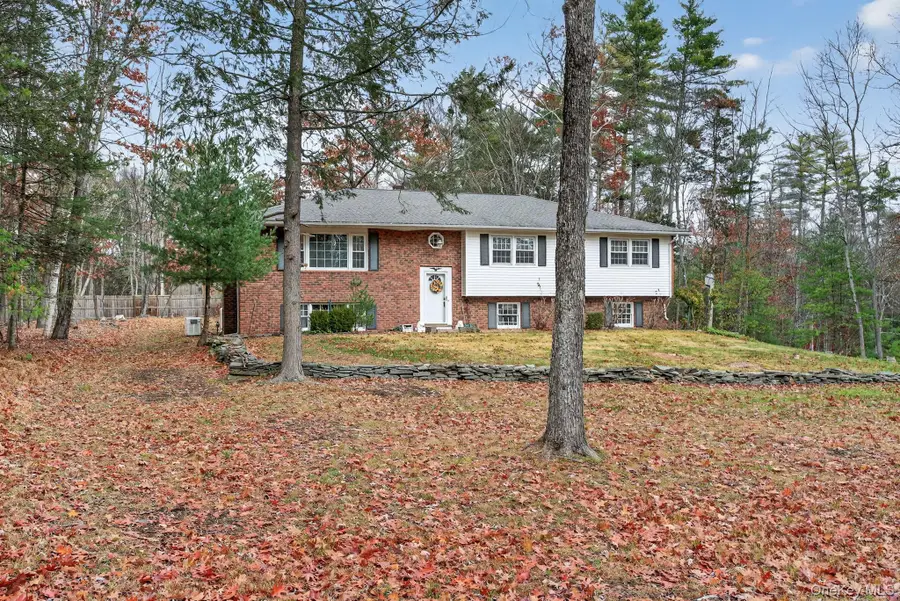 34 Forestwood Drive, Woodstock, NY 12498 - Image #2