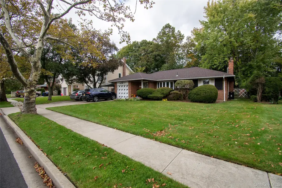 891 School Drive, Baldwin, NY 11510 - Image #2