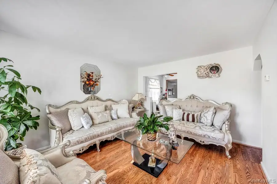 179 Sterling Road, Elmont, NY 11003 - Image #3