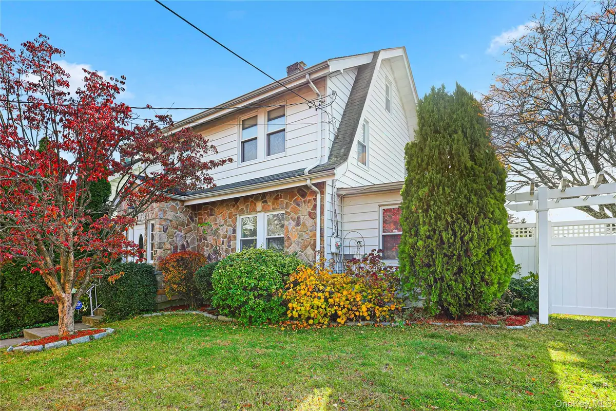 12 Irenhyl Avenue, Port Chester, NY 10573 - Image #1